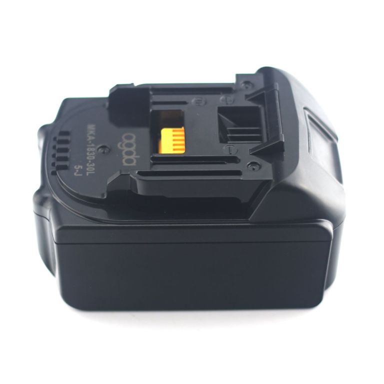 MAKITA 18V LITHIUM ION 3 amp cordless BL1830 batteria compatibile